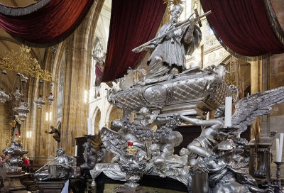 Silver tomb of John of Nepomuk