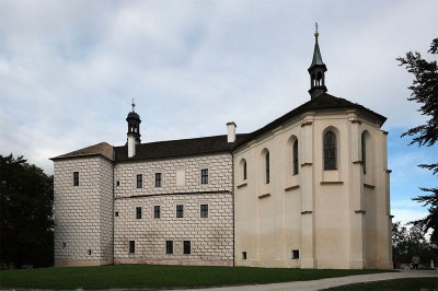 South wing of the castle with chapel