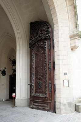 Massive door