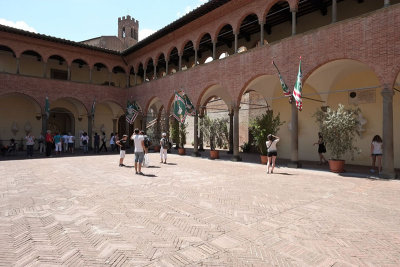The Portico of the Municipalities