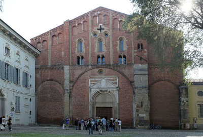 Basilica San Pietro in Ciel d'oro