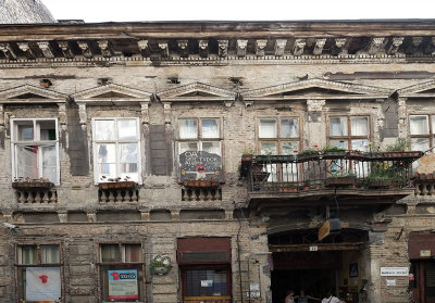 Szimpla Kert entrance