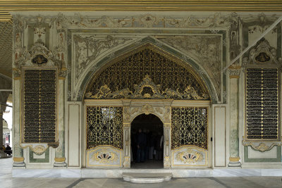Entrance of the first room of the Divan, seat of the Grand Council.