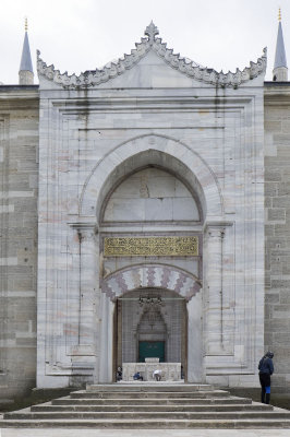 Door to mosque complex