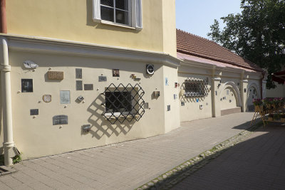 House with plaques