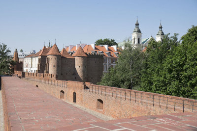 Barbican and defensive walls