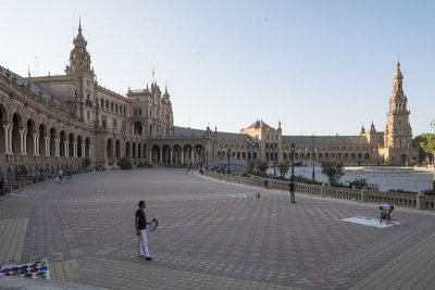 Plaza de España, south tower on the right