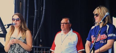 IMG_3417pb Meghan Kierstead sings OH CANADA Leduc Canada Day 2014.JPG