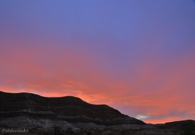 IMG_4495pb daybreak in the badlands.JPG