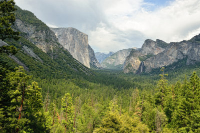 Tunnel View