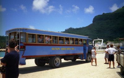 Bora Bora Bus