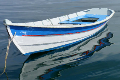 Skiff, showing limpid conditions while we ate lunch.