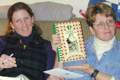 The Robb Girls, Julie and Ren at 405 South (2000).