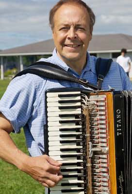 Gary Szredzienski, musician