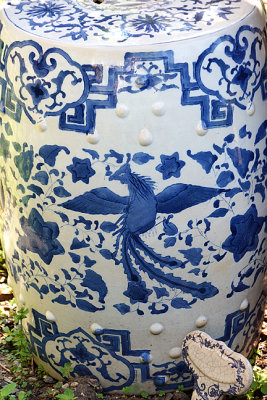 Porcelain garden stool.
