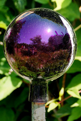 Reflecting ball.