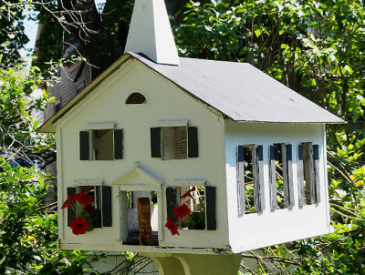 Church birdhouse.