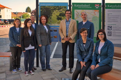 PRESSE: Das Team der Wiener Alpen GesmbH in Katzelsdorf