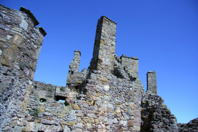 Dirleton Castle-9.jpg