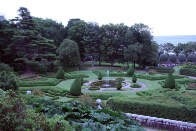 Gardens at Dornoch Castle-1.jpg