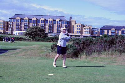 Karen at St Andrews Jubilee Course-2.jpg