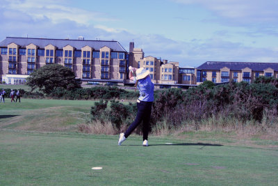 Sara at St Andrews Jubilee Course-1.jpg