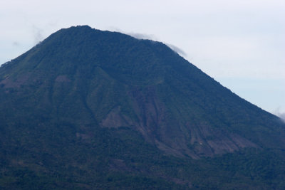 Acercamiento del Cono del Volcan