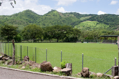 Campo de Futbol Local