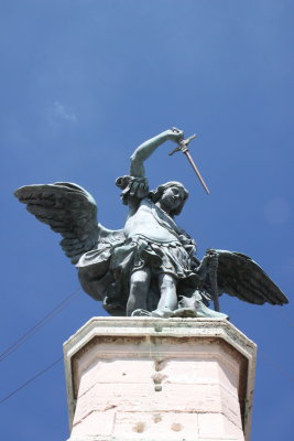 Le chteau Saint Ange : L'Ange de bronze
