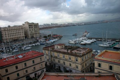 Castel dell'Ovo : Vue sur le port