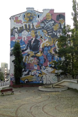 Murals near Chopin's museum