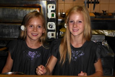 2 lovely girls in the Giovanni Rubino restaurant