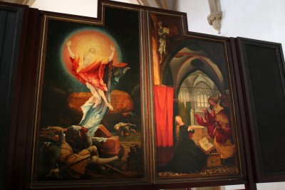 Le Rtable d'Issenheim : Les premiers volets s'ouvrent sur l'Annonciation et le Christ montant au ciel