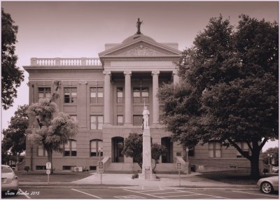 Williamson County court house Georgetown Texas.jpg
