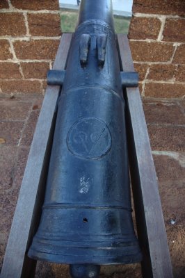 Dutch VOC cannon