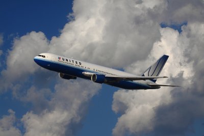 ChicagoIL  UAL  B767-300  N656UA  Departure  6-28-13  517  PM 1.tif