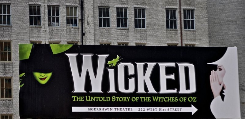 Wicked Cool Sign and A Great Show