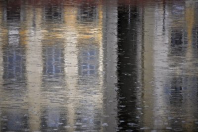 Raindrops in the Arno River