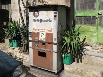 A coin operated French fry vending machine!, Athens, Greece