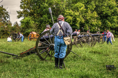 Federal Battery Preparing To Fire