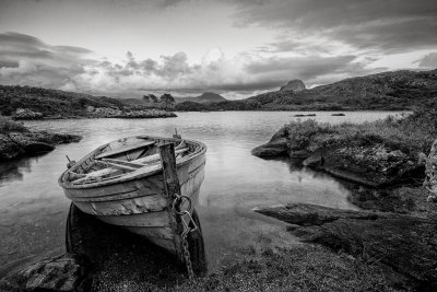 Boat Loch Druim Suardalain.