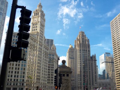 Wrigley Building & Chicago Tribune Building
