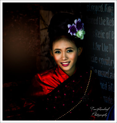 Thai girl at Temple