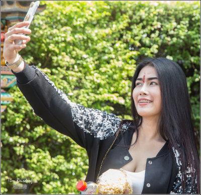 Bangkok Girl Selfy
