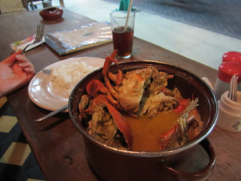 Made's Warung crab