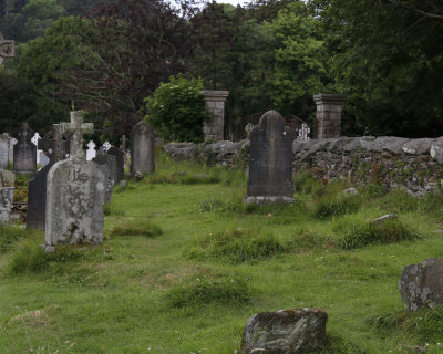 Glendalough: Graveyard