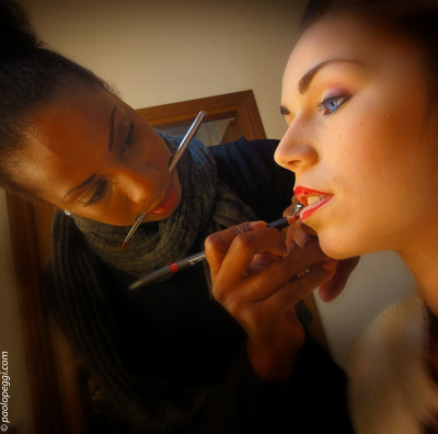 Monique makeup artist is preparing Martina for the photo session