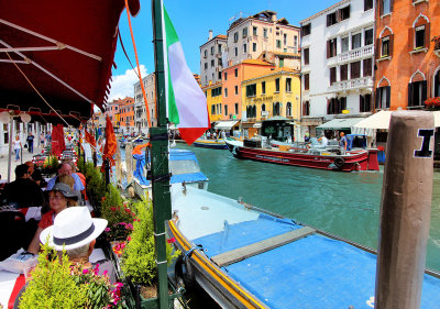 Venezia: always happy when it's time to eat!