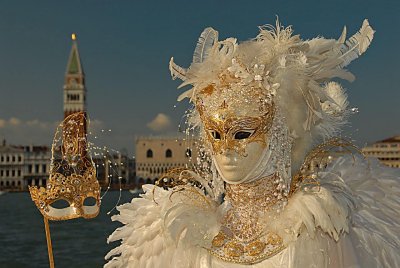 The BEST OF VENICE CARNIVAL White-Red