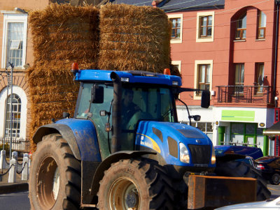 straw bales .jpg